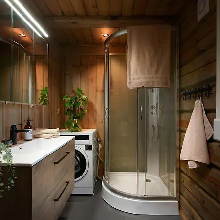 Nuten - 3 Bedroom Cabin At